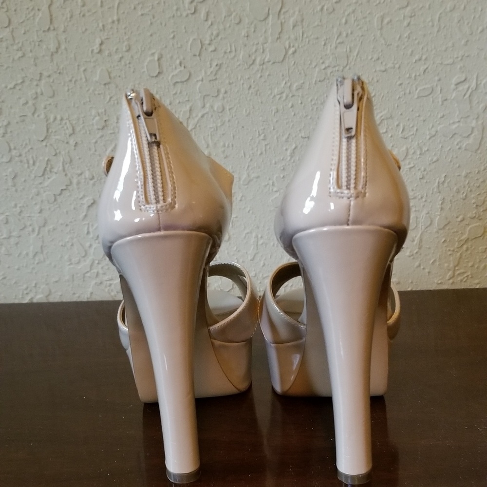 Platform Sandals - Picture 3 of 7